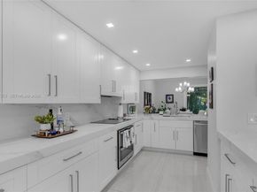 4737 NW 98th Pl, Doral FL 33178