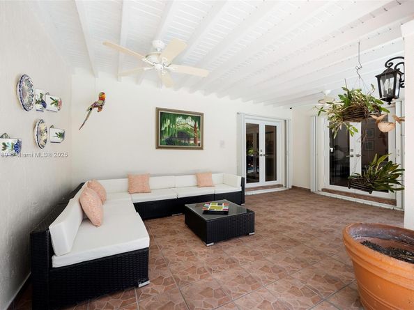 8610 SW 83rd St, Miami FL 33143