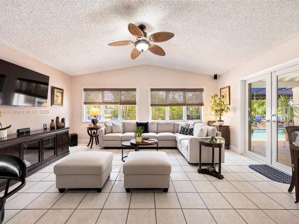 8610 SW 83rd St, Miami FL 33143