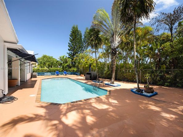 8610 SW 83rd St, Miami FL 33143