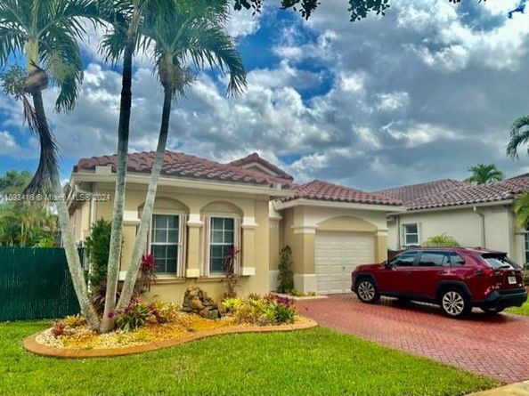 13680 SW 50th Ct, Miramar FL 33027