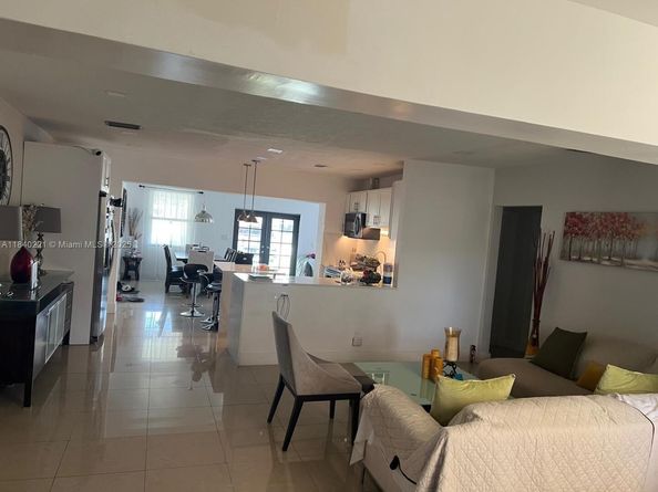 1031 NE 142nd St, North Miami FL 33161