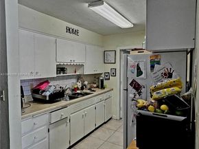 6141 SW 41st Ct, Davie FL 33314