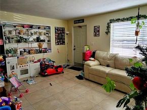 6141 SW 41st Ct, Davie FL 33314