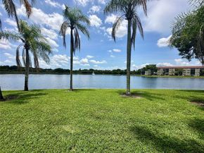 1600 SW 127th Way 101C, Pembroke Pines FL 33027