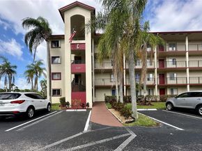 1600 SW 127th Way 101C, Pembroke Pines FL 33027