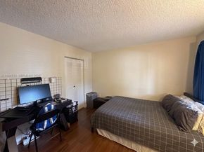 1600 SW 127th Way 101C, Pembroke Pines FL 33027