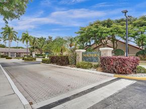 9743 Malvern Dr, Tamarac FL 33321