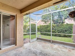 9743 Malvern Dr, Tamarac FL 33321