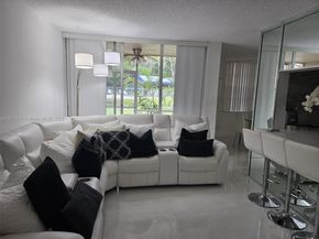 9410 Live Oak Pl 103, Davie FL 33324