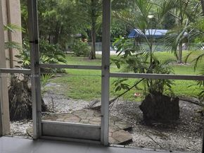 9410 Live Oak Pl 103, Davie FL 33324