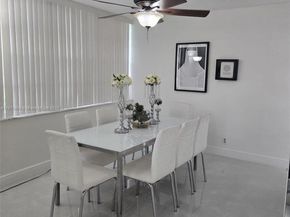 9410 Live Oak Pl 103, Davie FL 33324