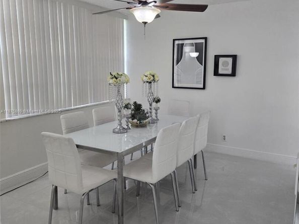9410 Live Oak Pl 103, Davie FL 33324