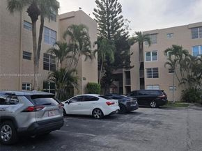 9410 Live Oak Pl 103, Davie FL 33324