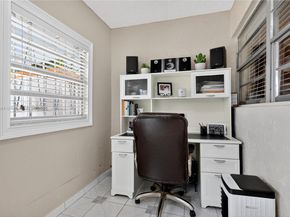 6570 W 2nd Ct 19C, Hialeah FL 33012