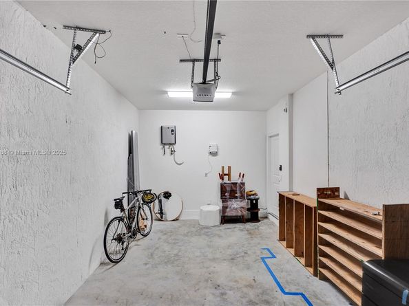 20540 NE 5th Pl, Miami FL 33179