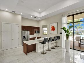 20540 NE 5th Pl, Miami FL 33179