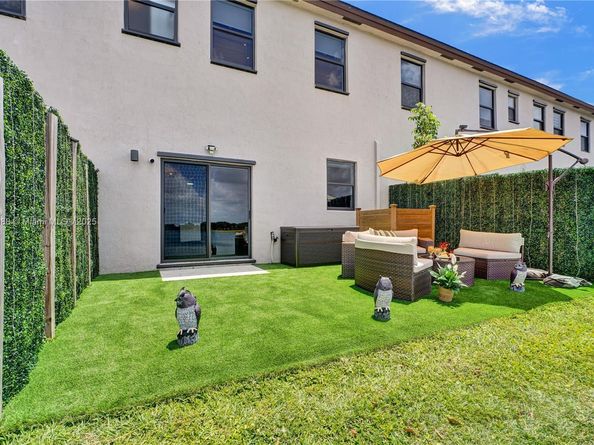 20540 NE 5th Pl, Miami FL 33179