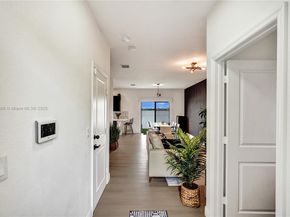 20540 NE 5th Pl, Miami FL 33179