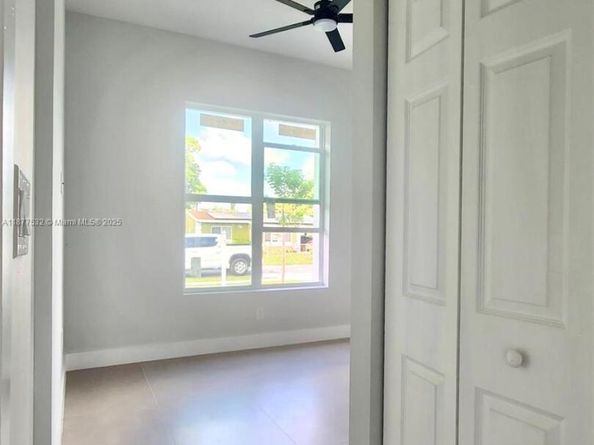 1212 NW 4th Ave, Fort Lauderdale FL 33311