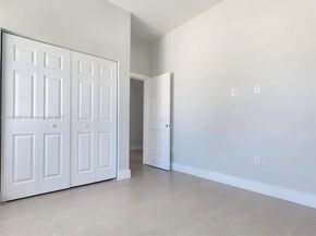 1212 NW 4th Ave, Fort Lauderdale FL 33311