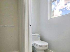 1212 NW 4th Ave, Fort Lauderdale FL 33311