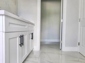 1212 NW 4th Ave, Fort Lauderdale FL 33311