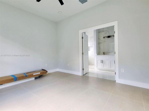 1212 NW 4th Ave, Fort Lauderdale FL 33311