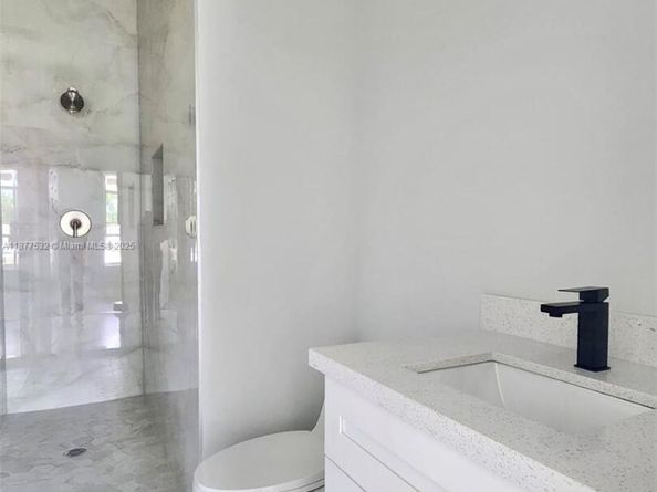 1212 NW 4th Ave, Fort Lauderdale FL 33311