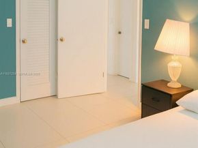 610 NE 12th Ave 308, Hallandale Beach FL 33009