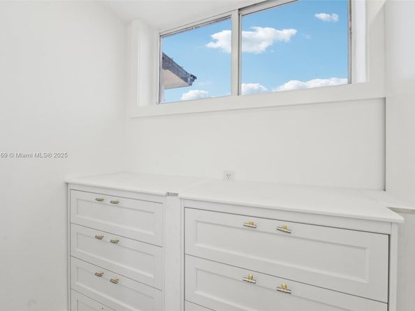 2001 SW 23rd Ave, Fort Lauderdale FL 33312