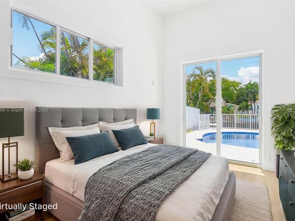 2001 SW 23rd Ave, Fort Lauderdale FL 33312