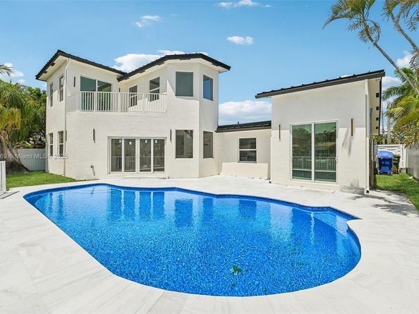 2001 SW 23rd Ave, Fort Lauderdale FL 33312