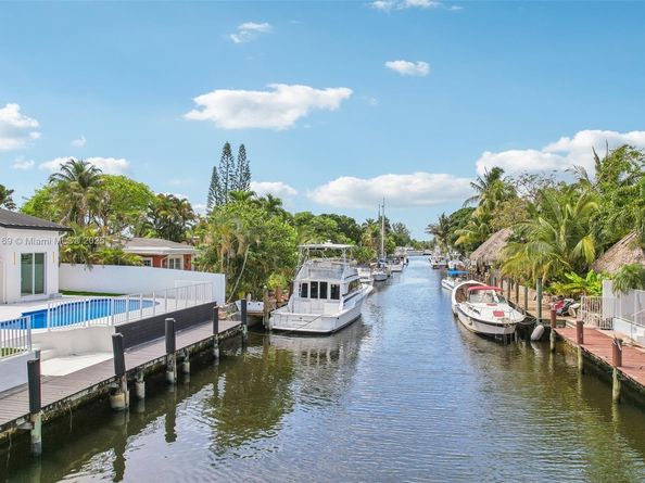 2001 SW 23rd Ave, Fort Lauderdale FL 33312