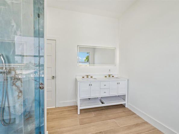 2001 SW 23rd Ave, Fort Lauderdale FL 33312