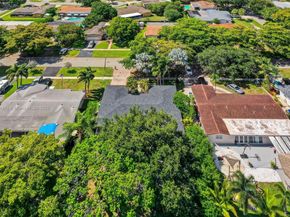 8320 Pasadena Blvd, Pembroke Pines FL 33024
