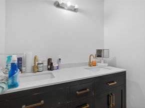 8320 Pasadena Blvd, Pembroke Pines FL 33024
