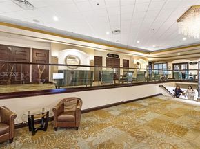 9460 Poinciana Pl 404, Davie FL 33324