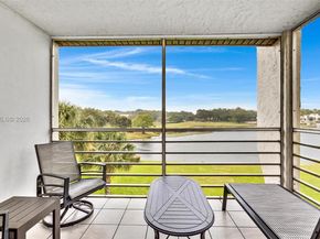 9460 Poinciana Pl 404, Davie FL 33324