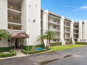 9460 Poinciana Pl 404, Davie FL 33324
