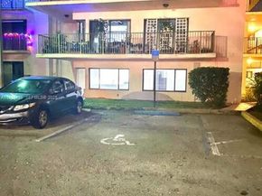 4705 SW 62nd Ave 104, Davie FL 33314