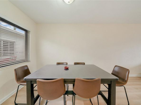 2 NW 47th St, Miami FL 33127