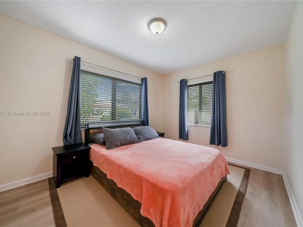 2 NW 47th St, Miami FL 33127