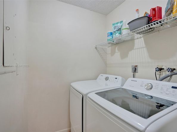 8900 SW 20th Pl A25, Davie FL 33324