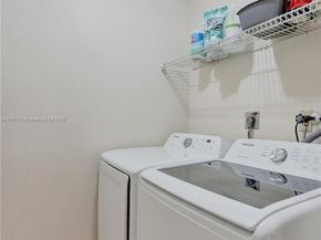 8900 SW 20th Pl A25, Davie FL 33324