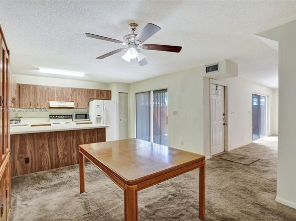 8900 SW 20th Pl A25, Davie FL 33324