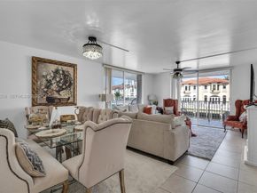 4000 NE 170th St 200, North Miami Beach FL 33160