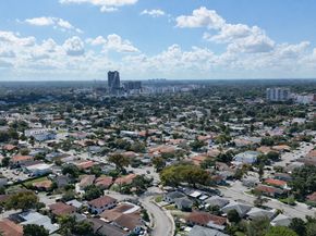 2615 SW 32nd Ave, Miami FL 33133