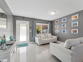 1831 SW 42nd Ter, Fort Lauderdale FL 33317