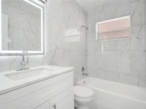 1220 NE 206th St, Miami FL 33179